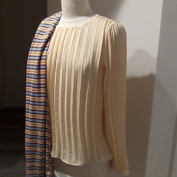 Pleated  Accordion Pleats Style Swing Top - Picture 7 of 16